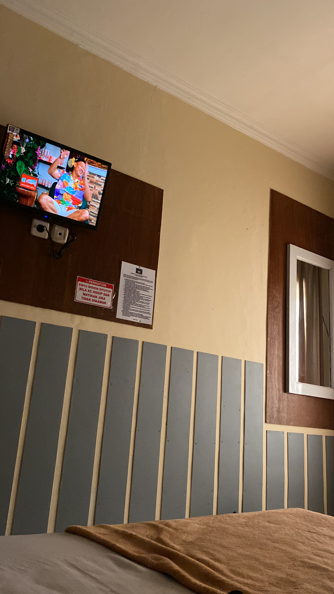 userImage-16