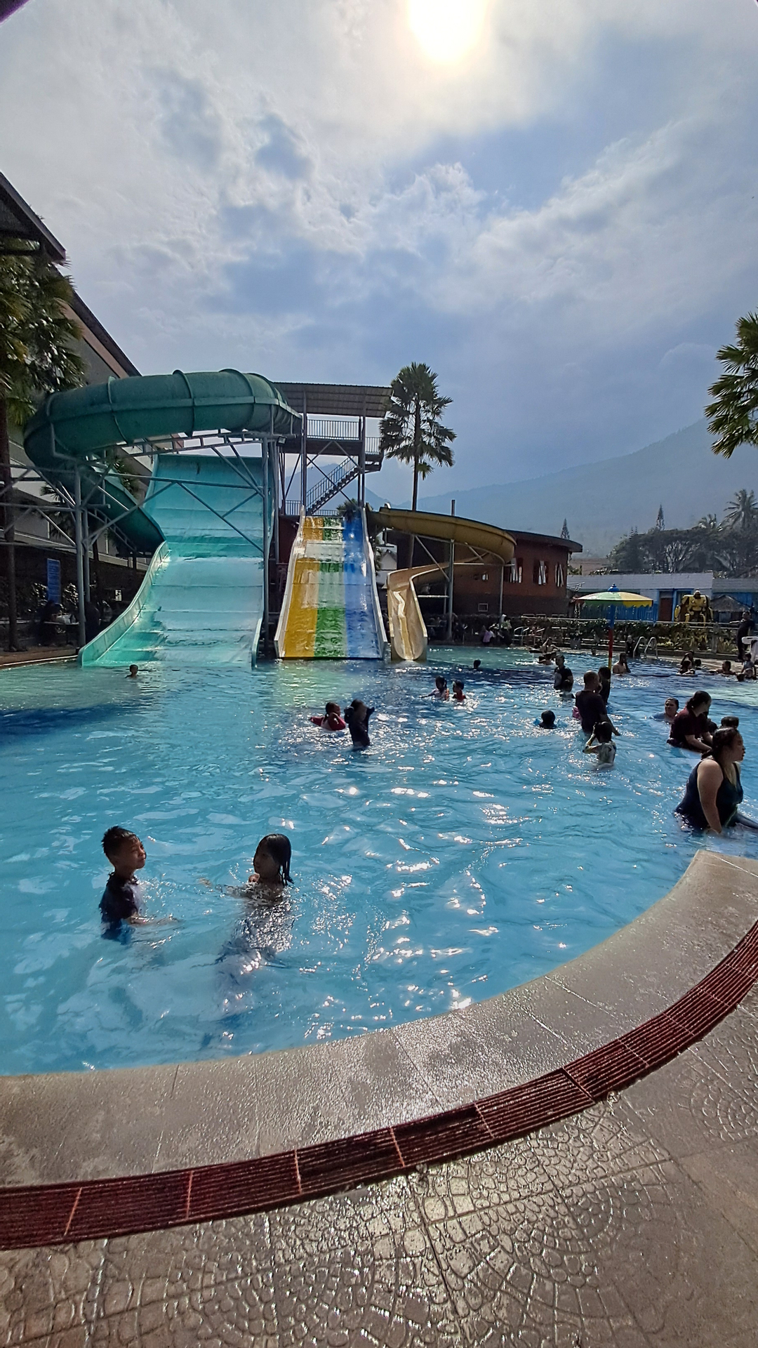 userImage-16