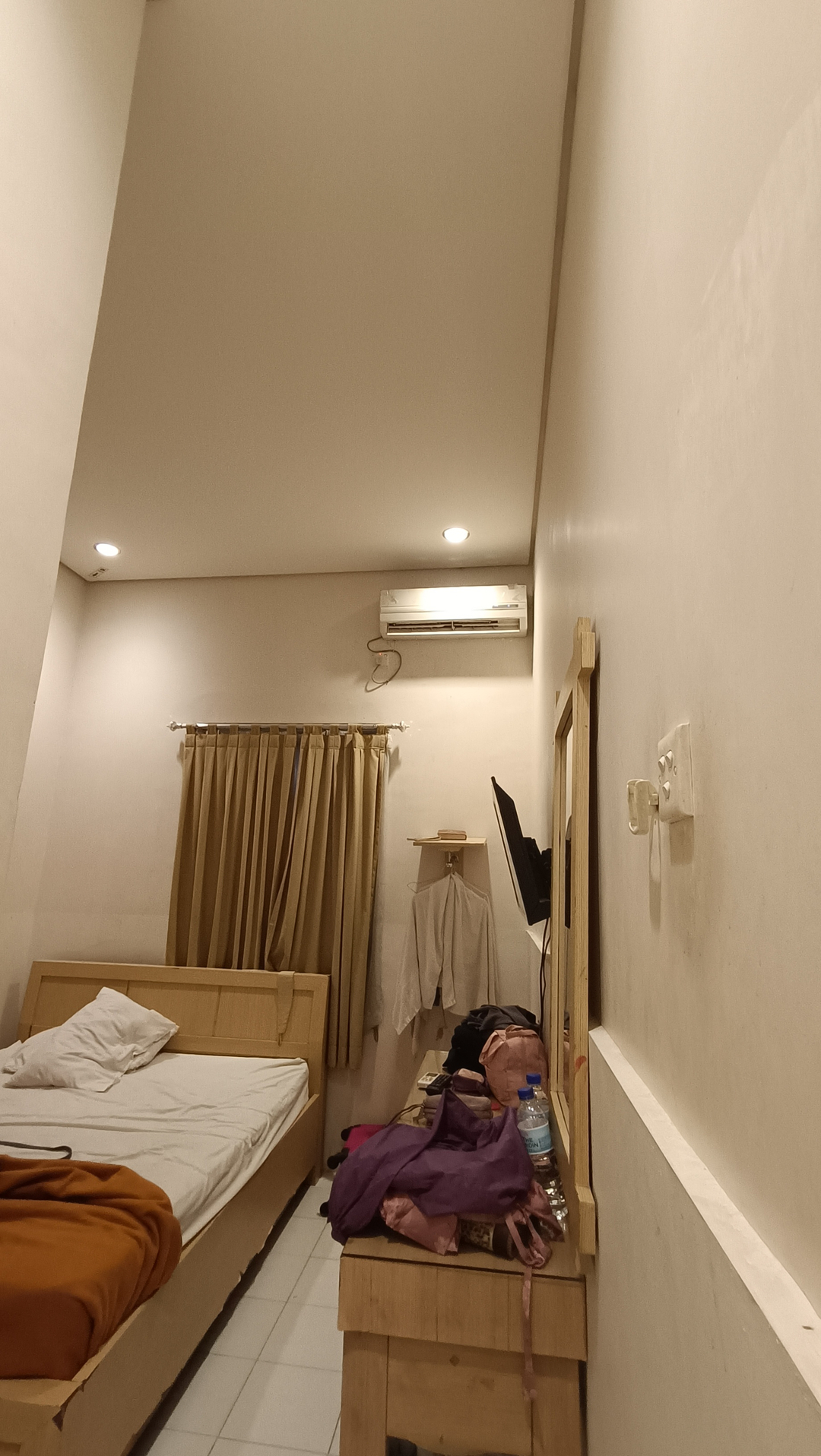 userImage-16