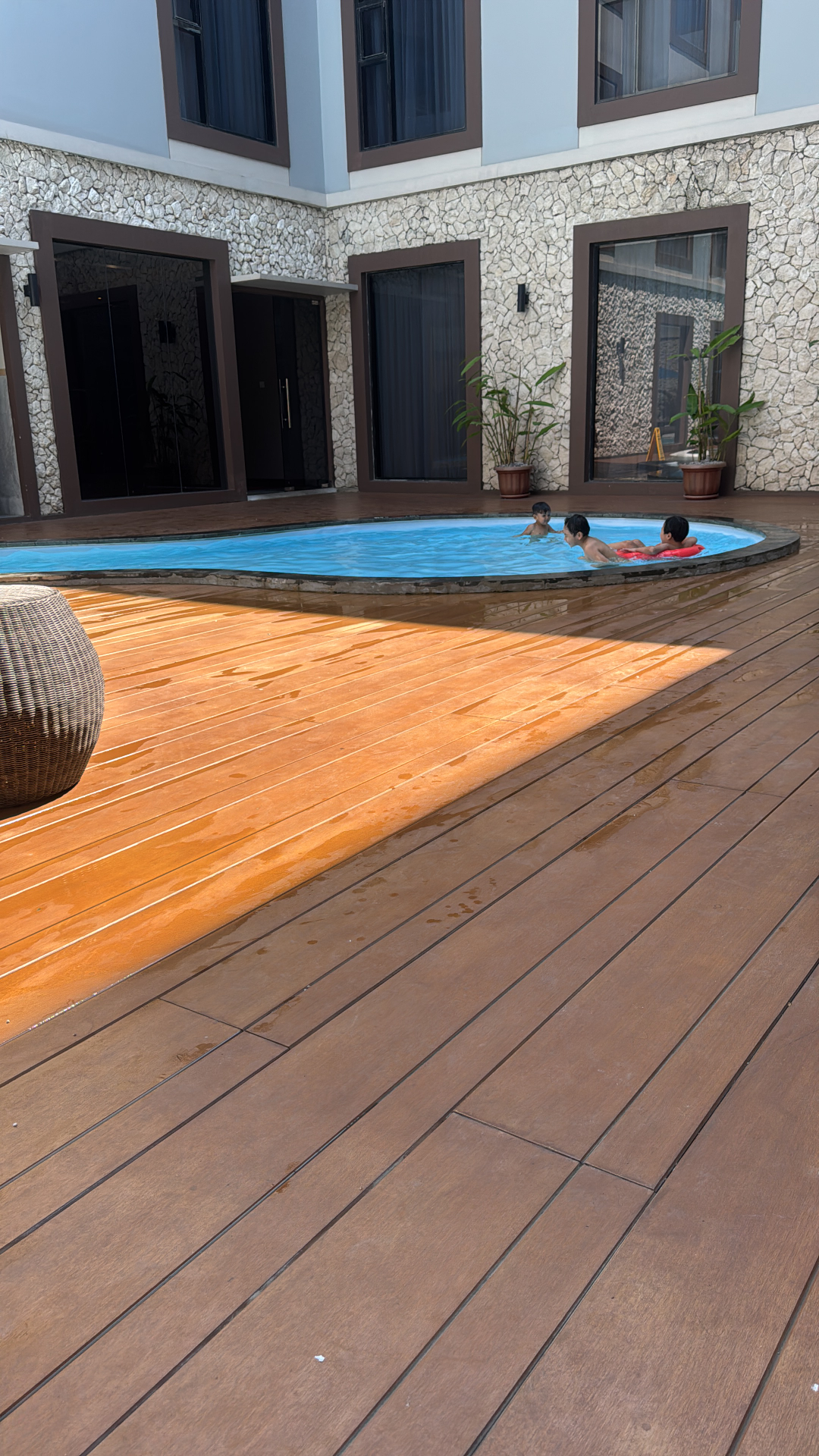userImage-12