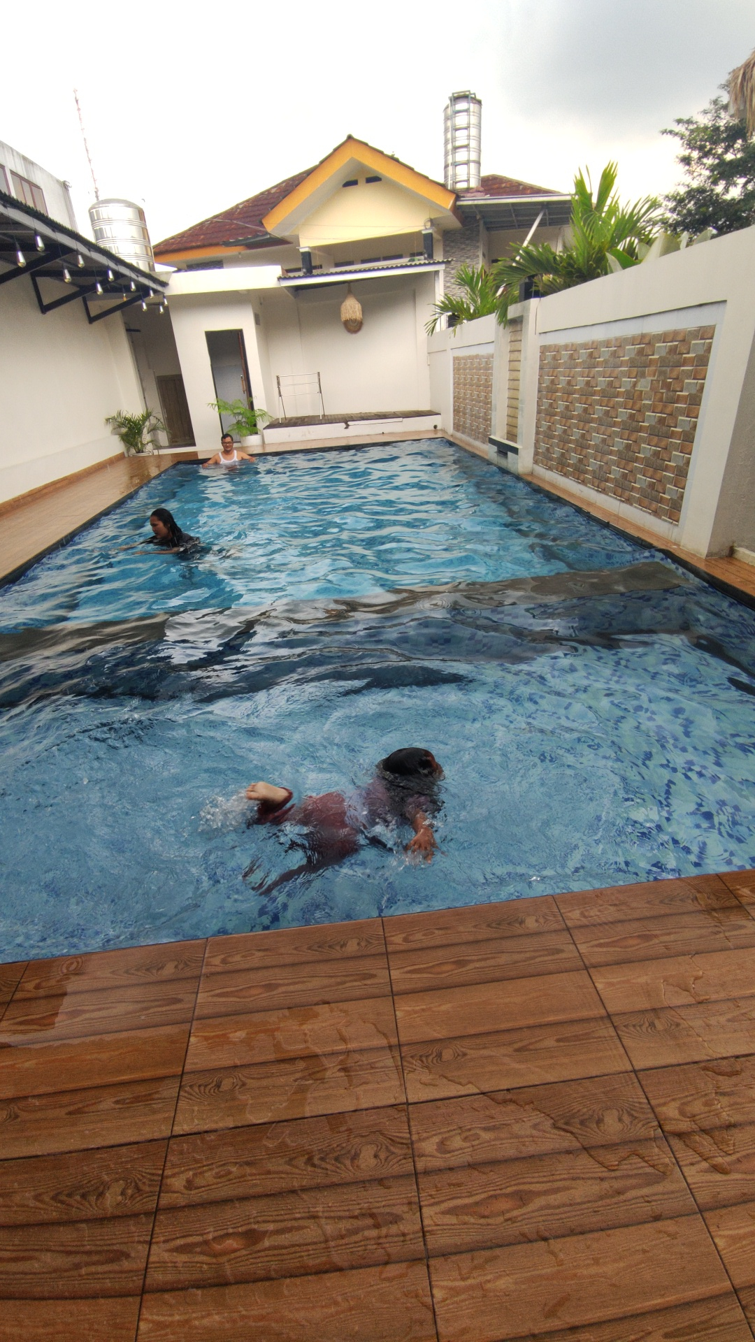 userImage-1