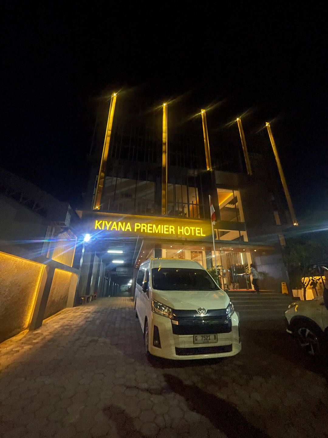 userImage-10