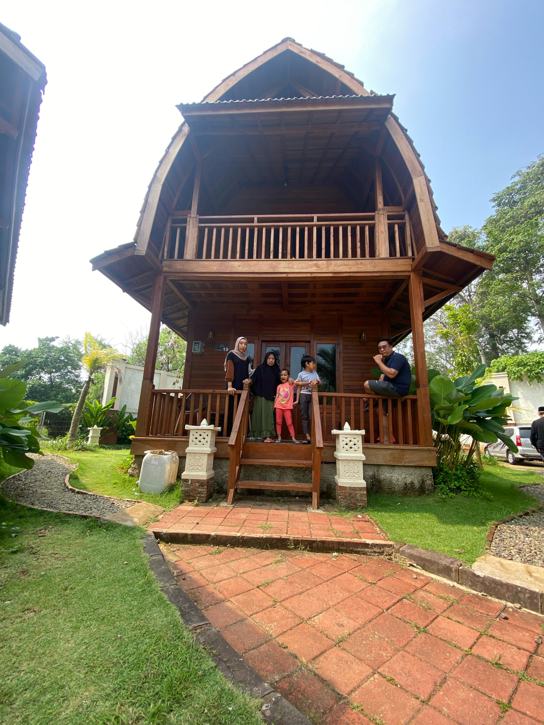 userImage-8