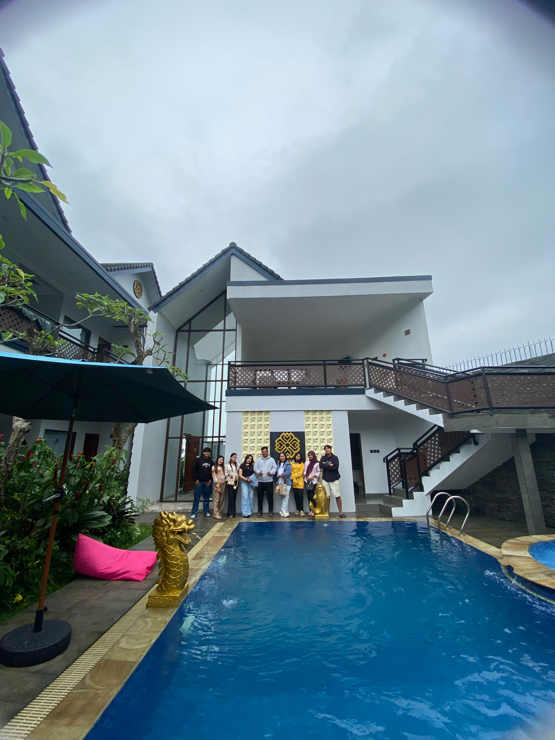 userImage-12