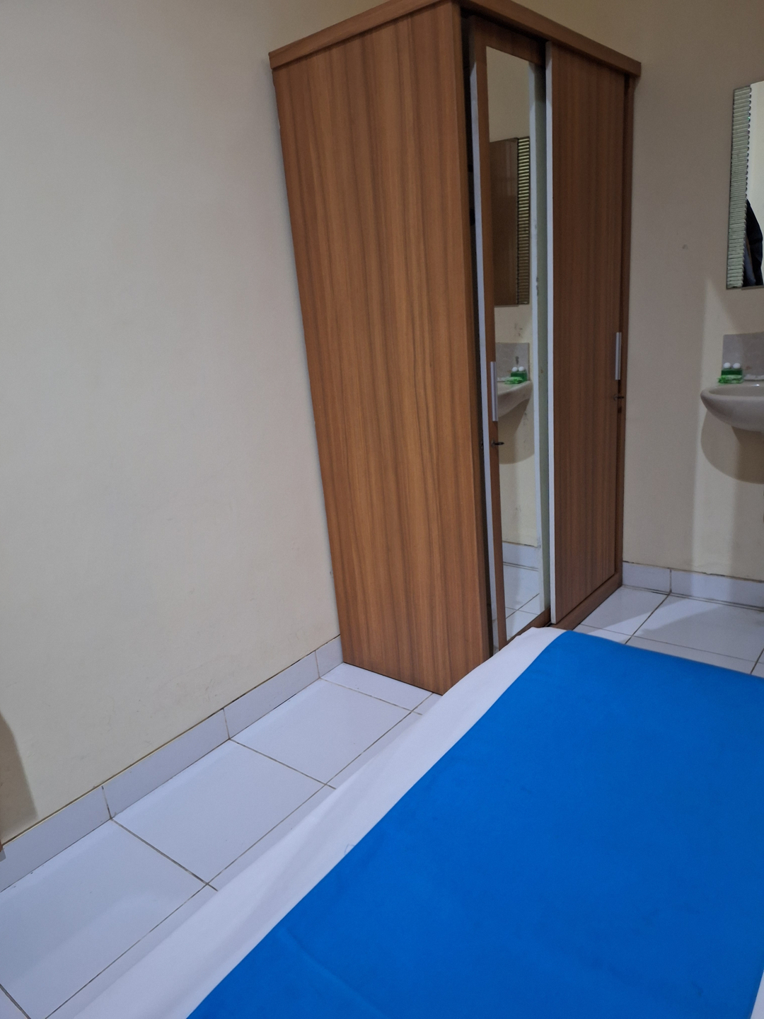 userImage-16