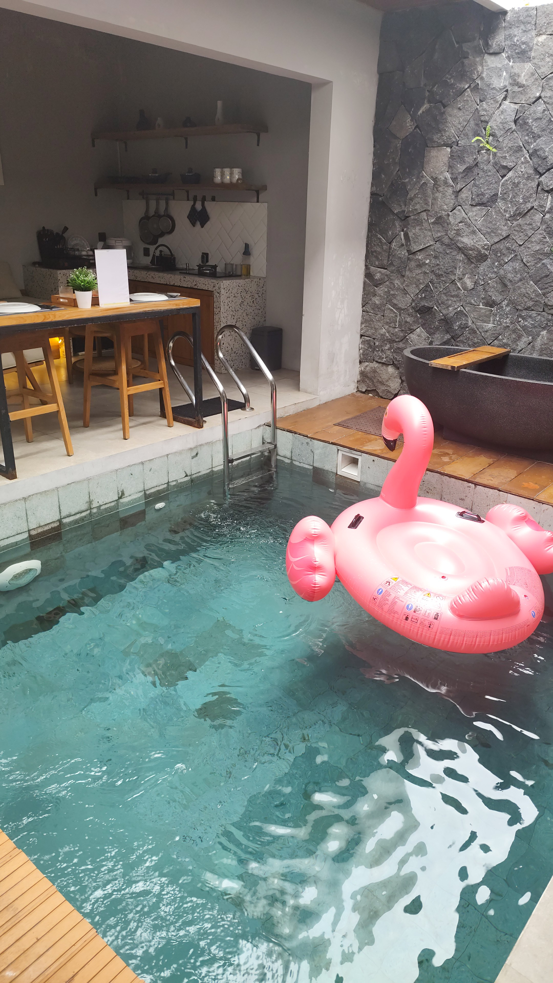 userImage-16