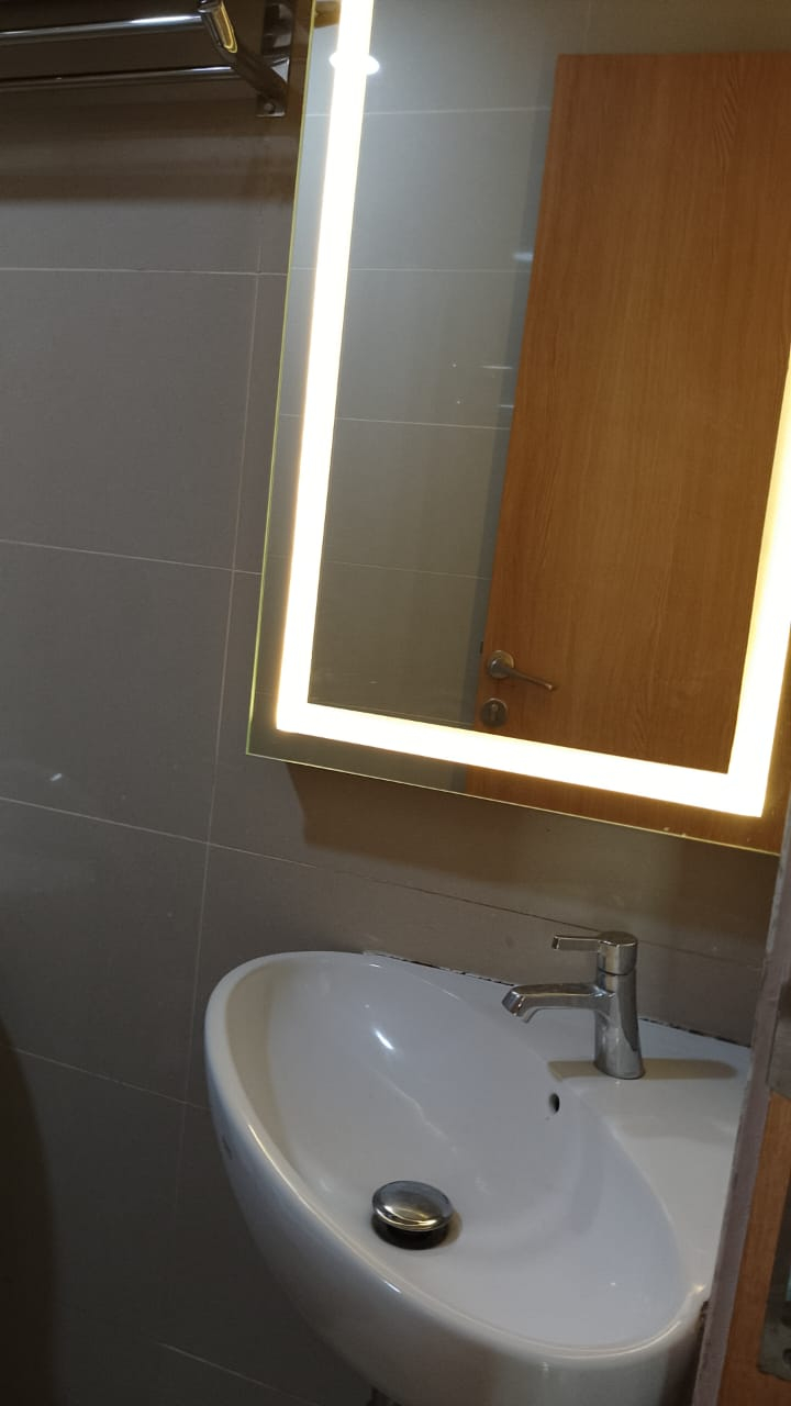 userImage-16