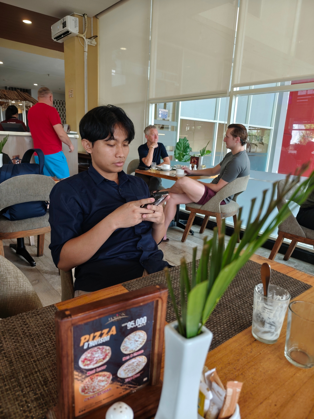 userImage-16