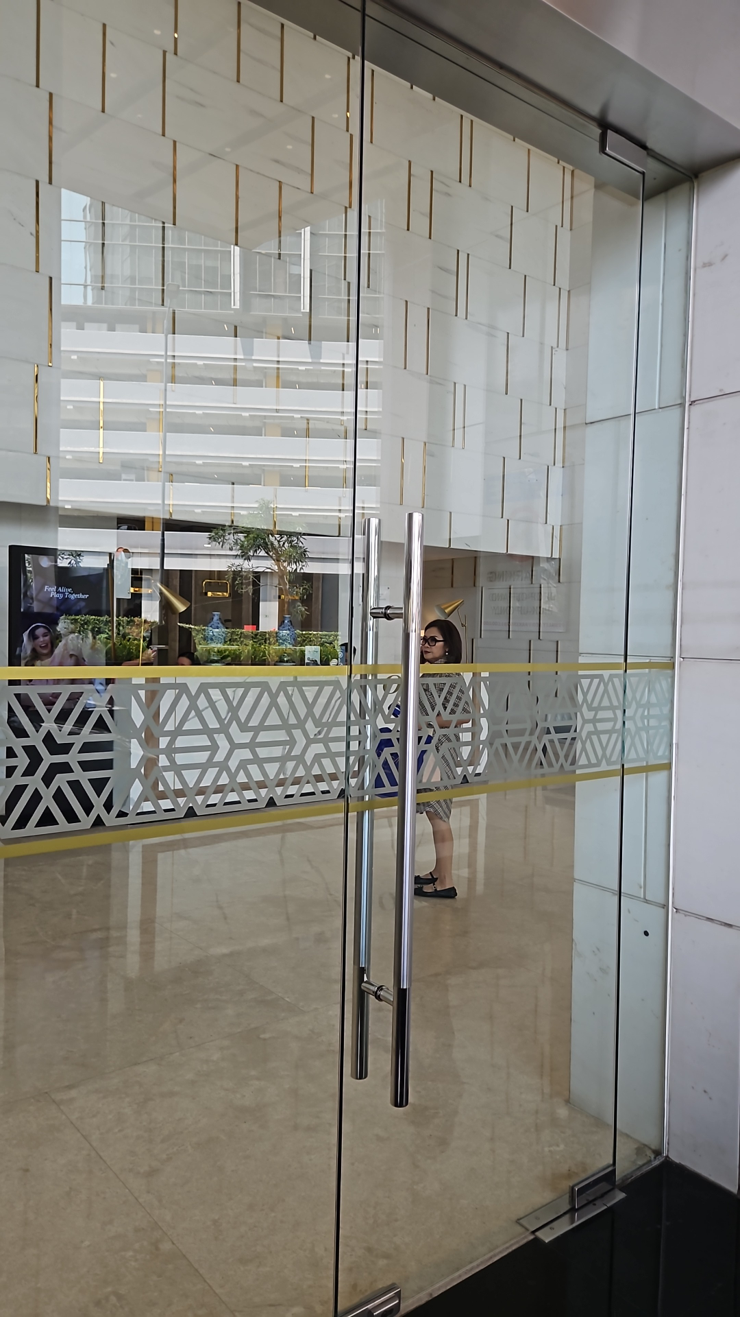 userImage-12