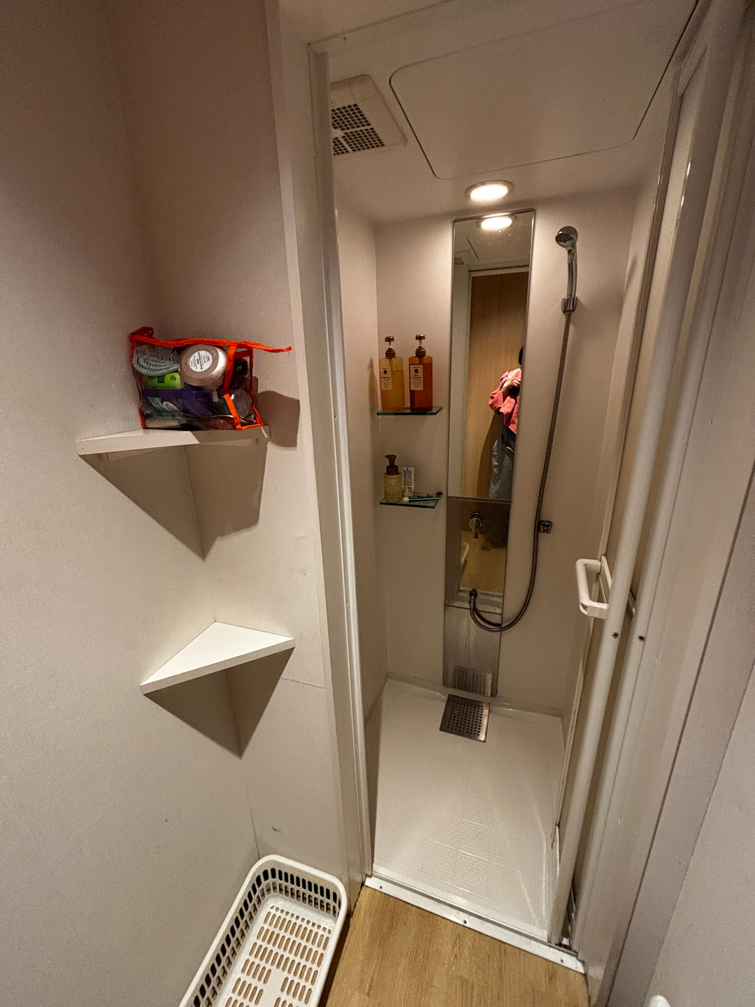 userImage-3