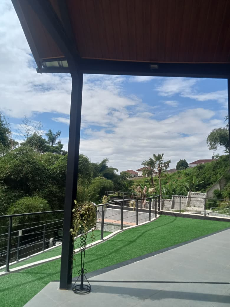 userImage-3