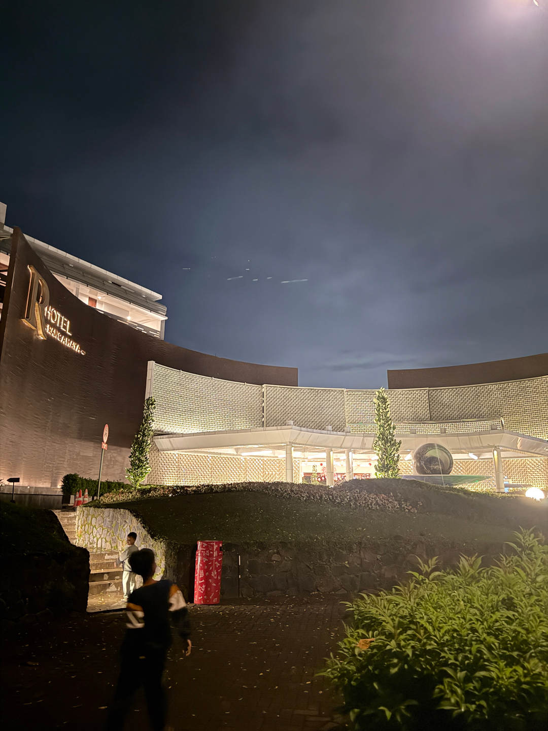 userImage-18