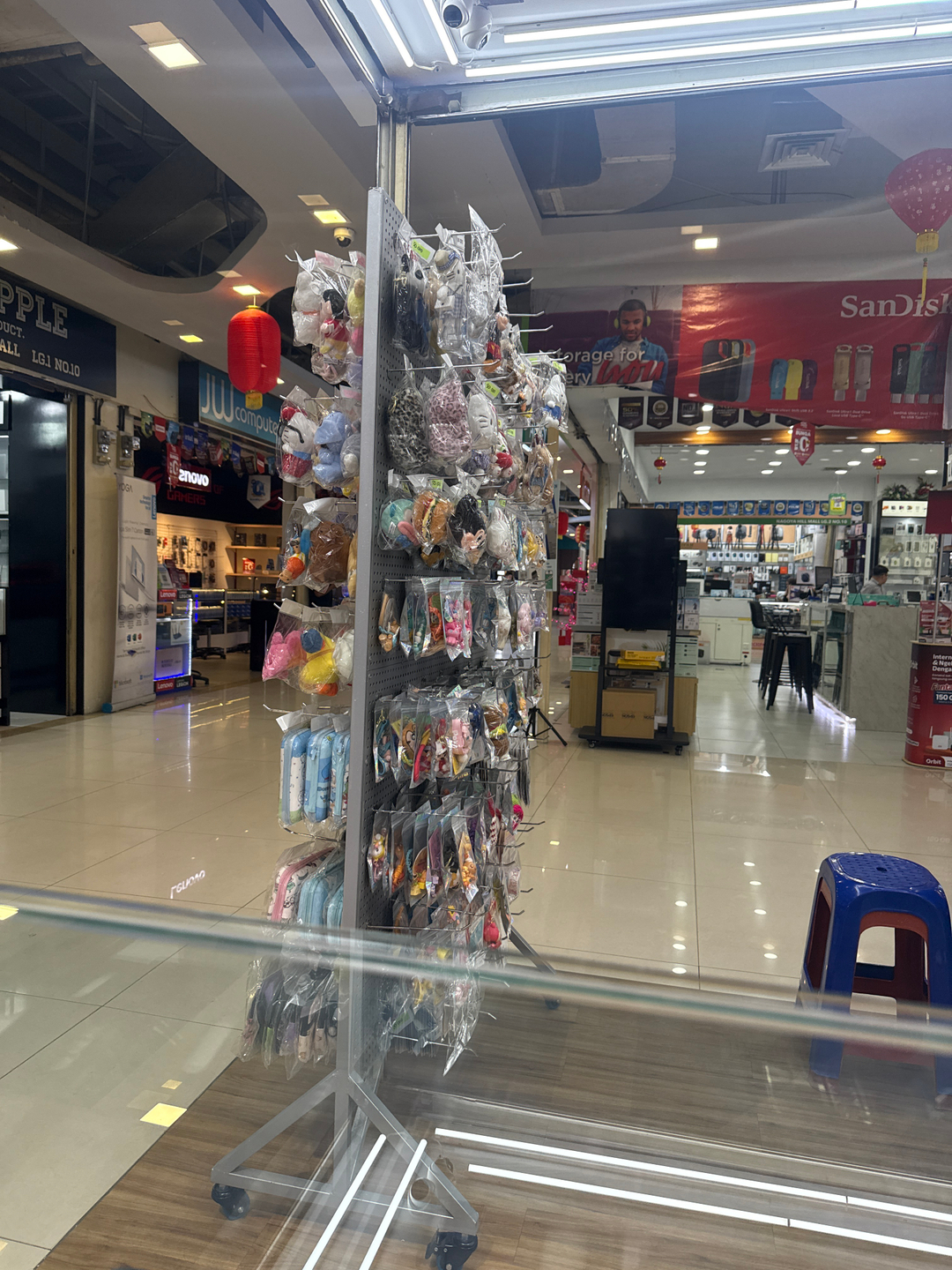 userImage-16