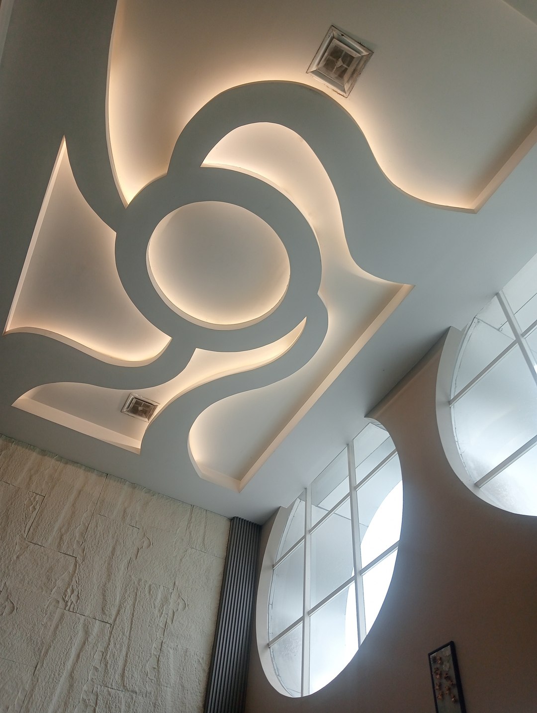 userImage-16