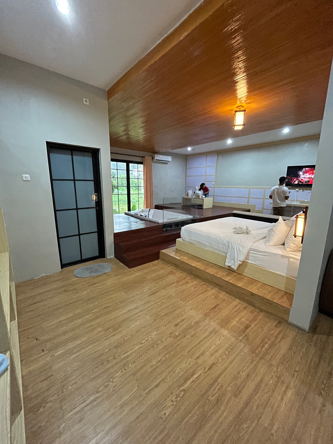 userImage-4