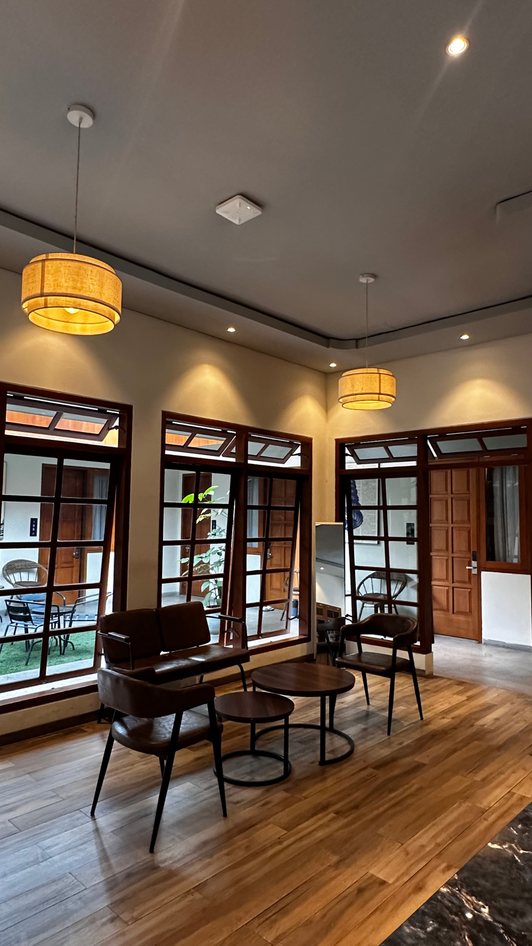 userImage-3