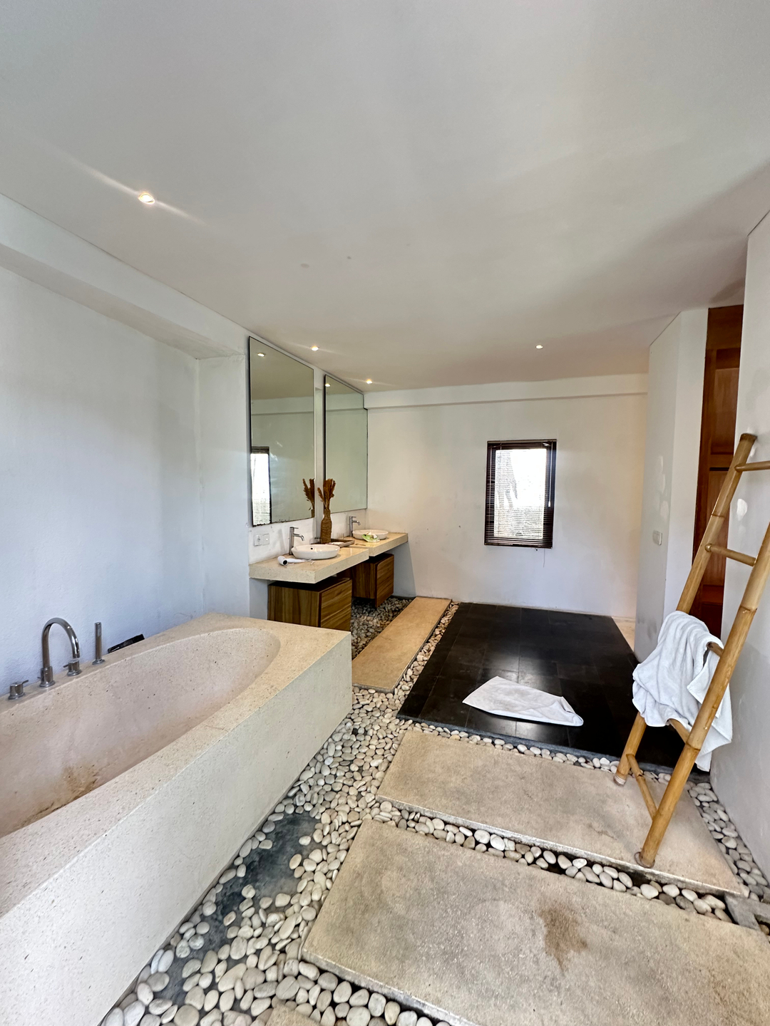 userImage-8