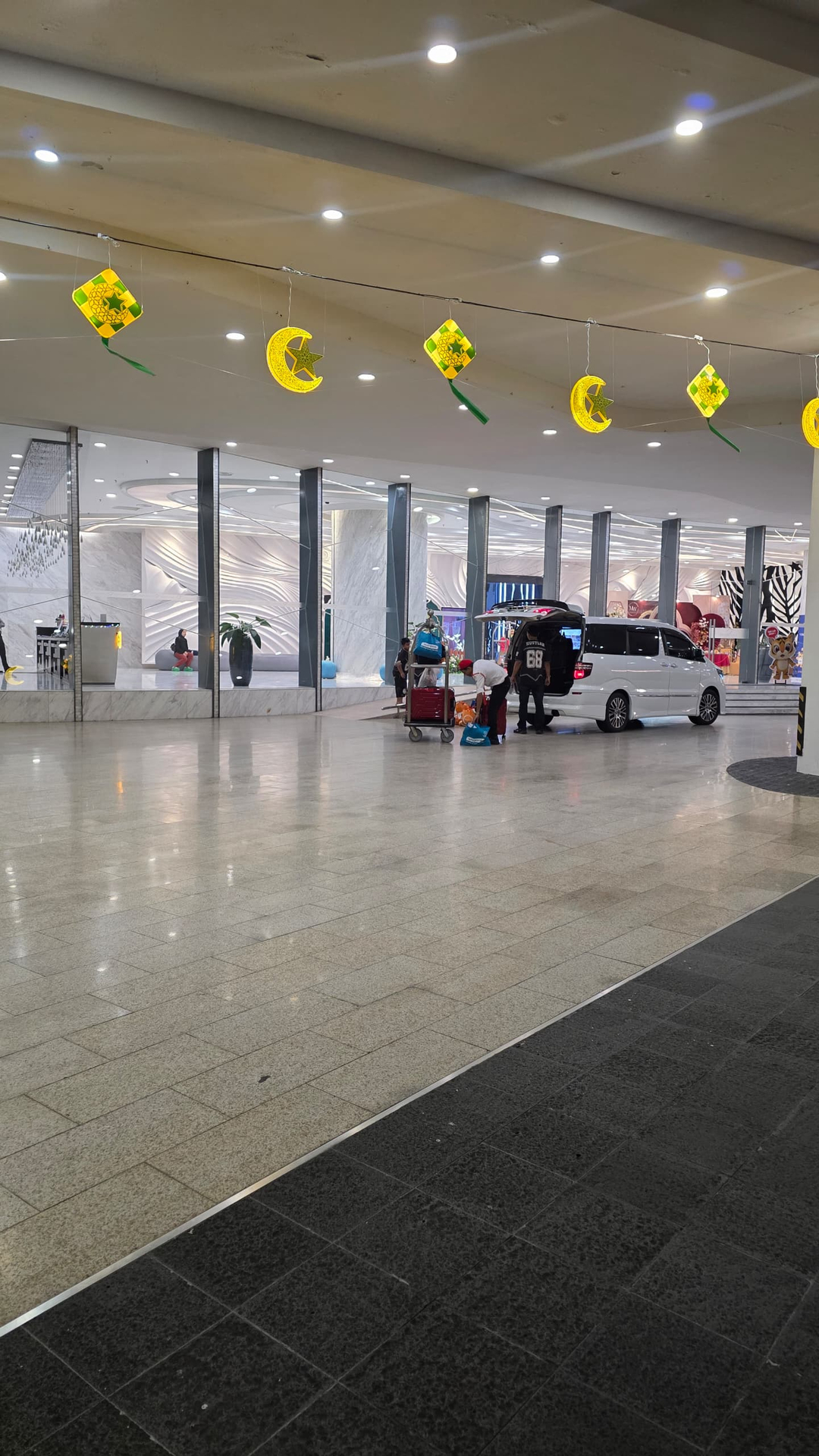 userImage-3