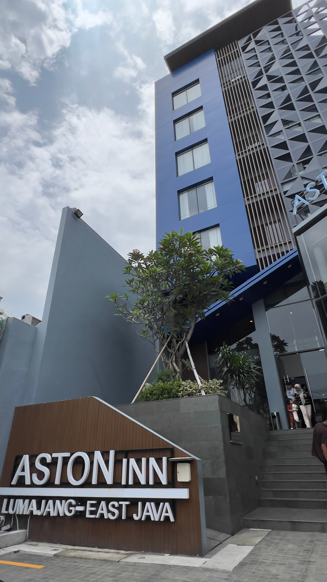 userImage-13