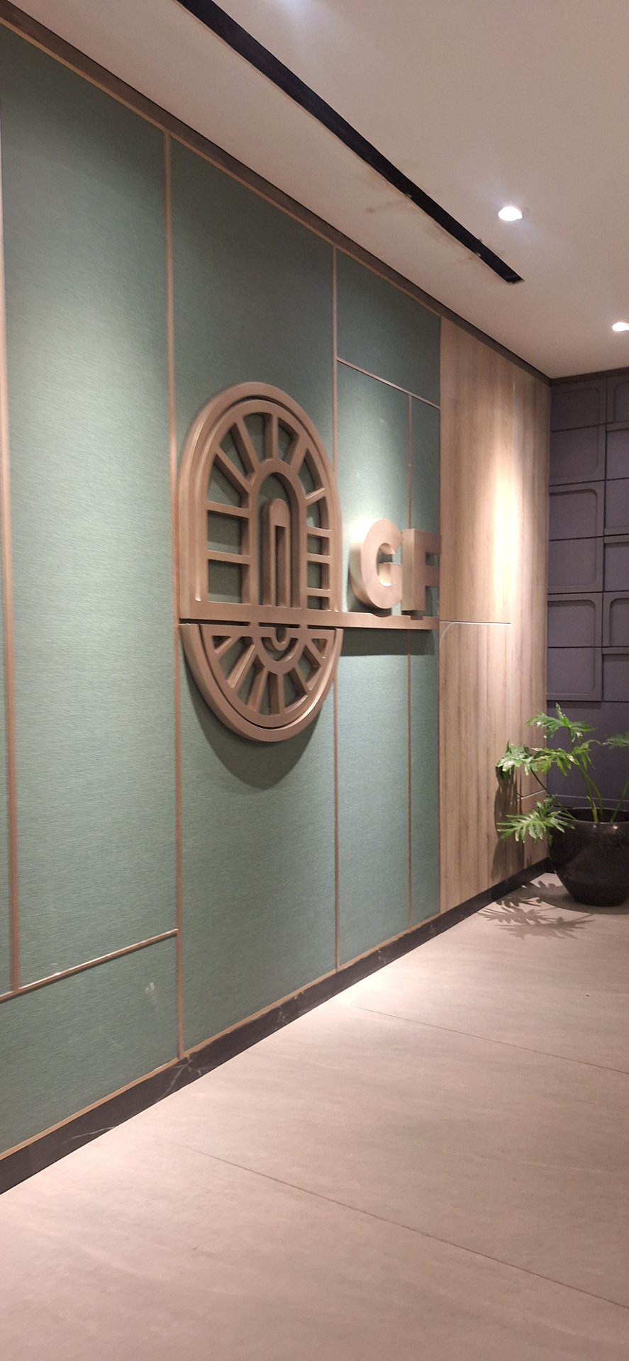 userImage-18