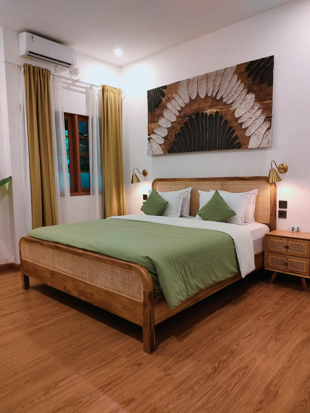 userImage-12