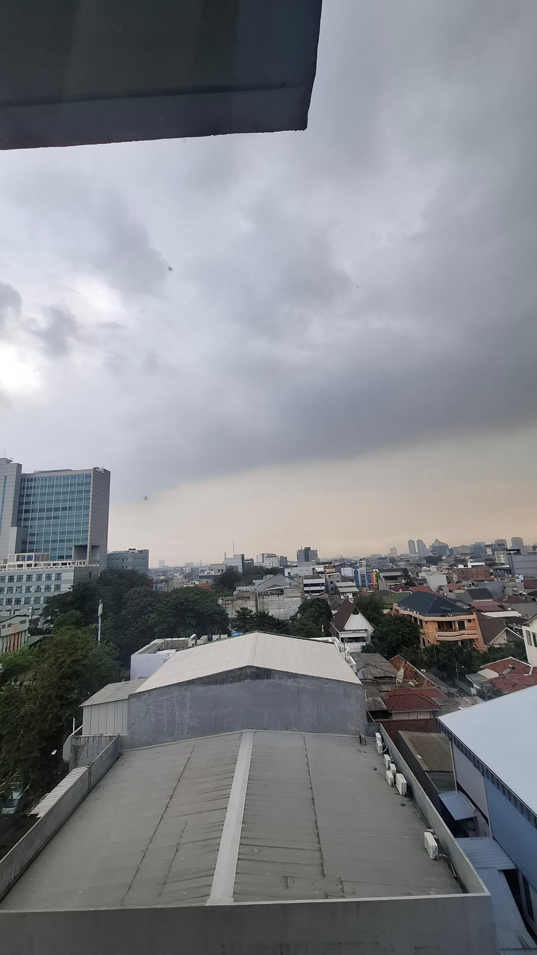 userImage-16