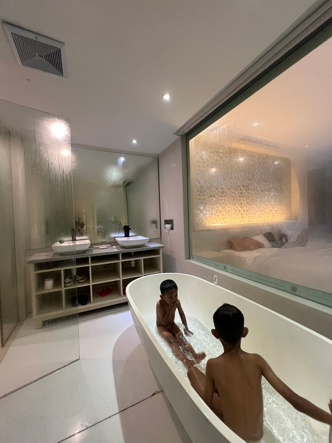 userImage-16