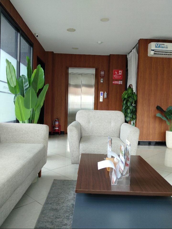 userImage-16