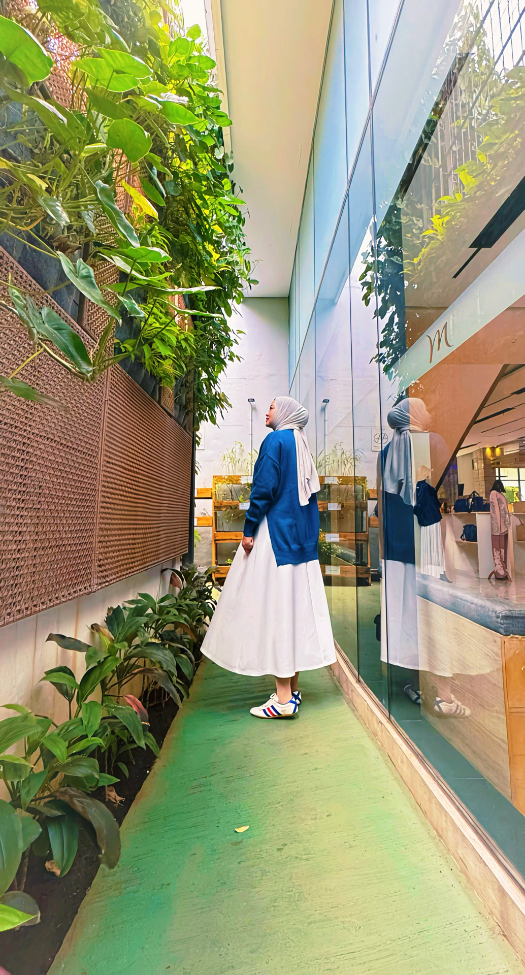 userImage-3