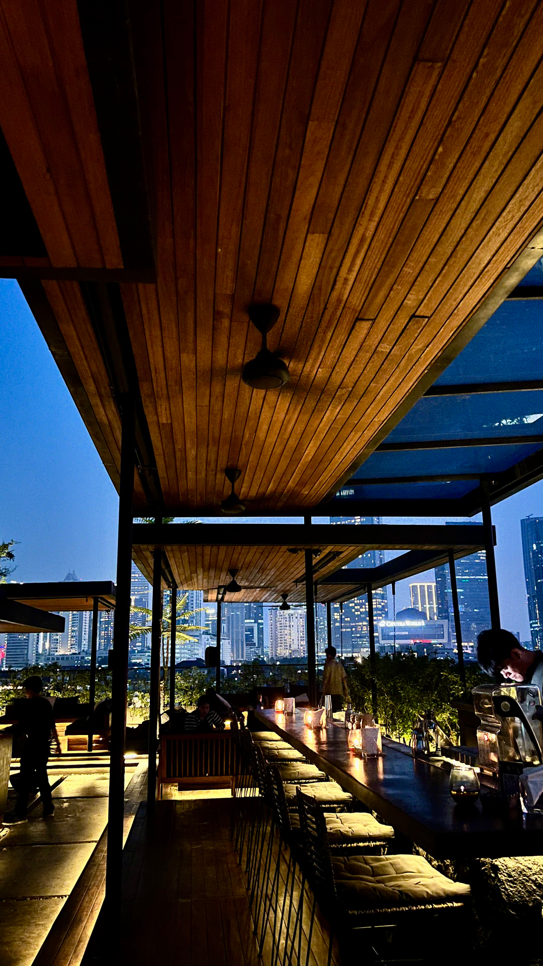 userImage-16