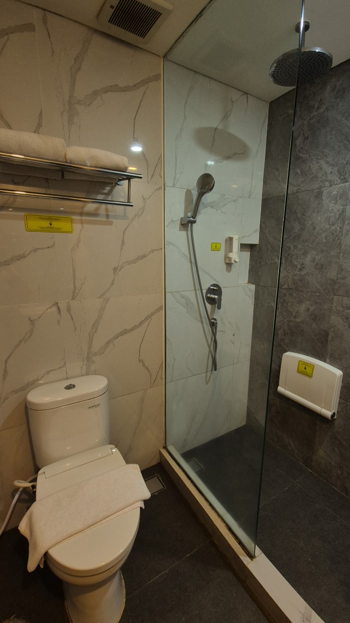userImage-16