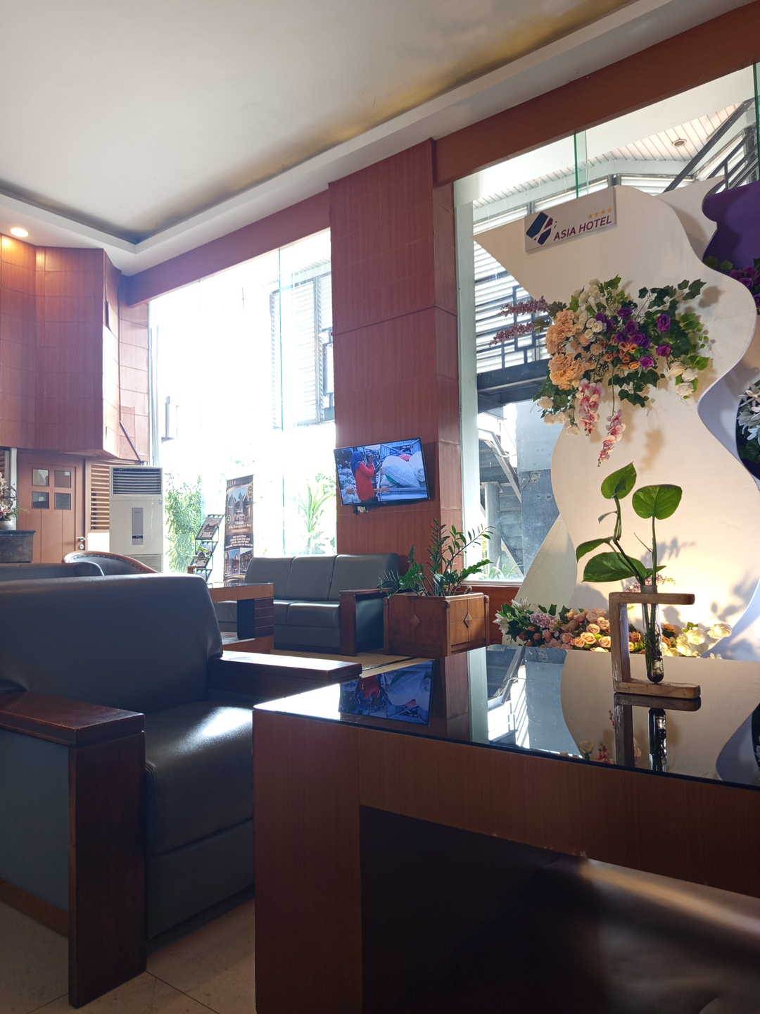 userImage-8