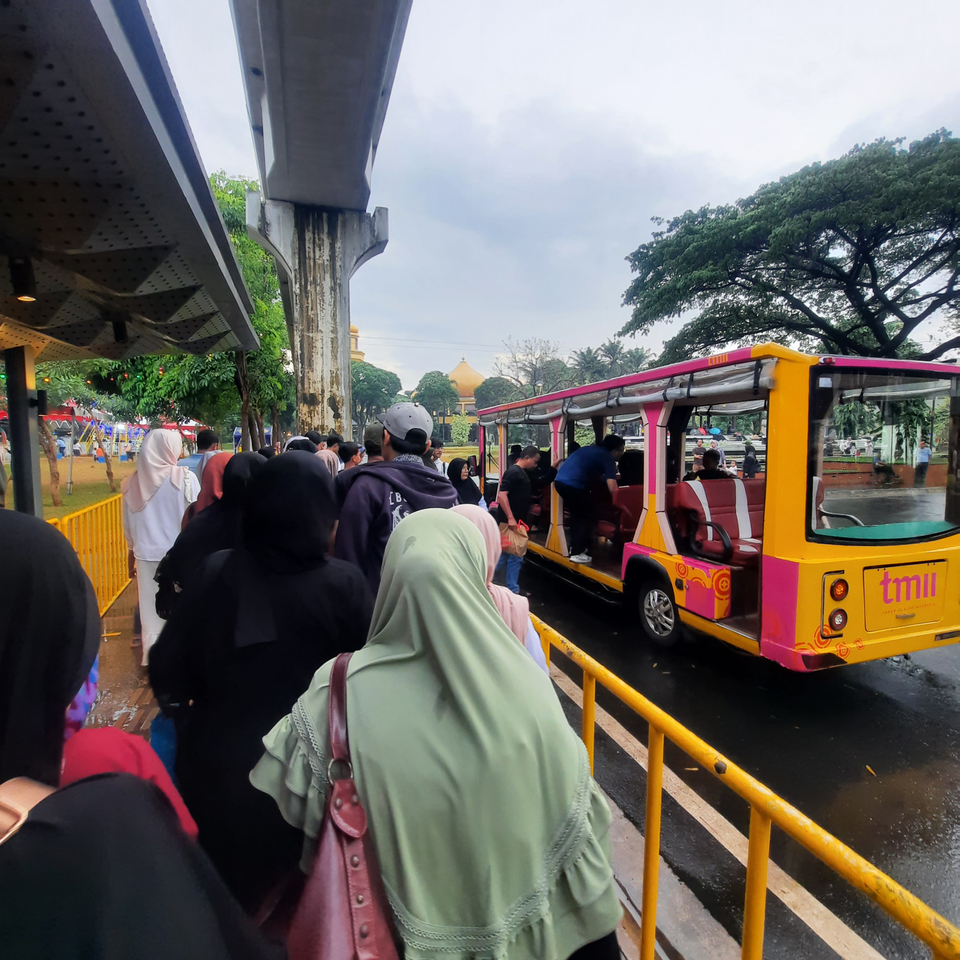 Transportasi ke TMII