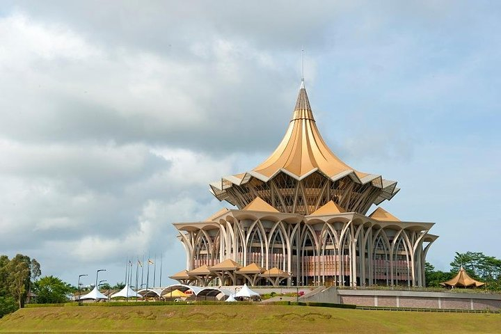 Kuching City Sightseeing Tour with Sarawak Museum D1xGulM8-backdrop