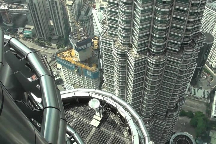 Kuala Lumpur 16 Attractions City Tour With Petronas Twin Tower Entrance ...