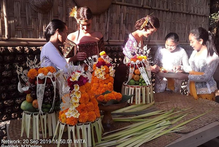 Bali Hindu Ritual's Offering Making Class Harga Promo Terbaru 2023