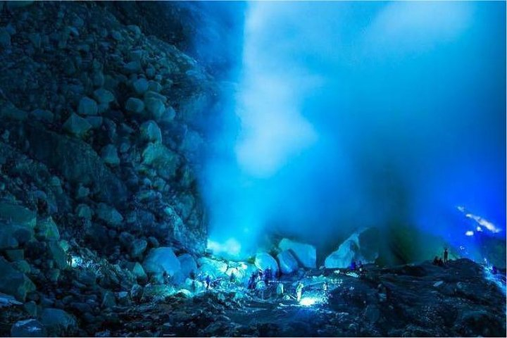 Ijen Blue Flame from Banyuwangi R4CY73Ya-backdrop