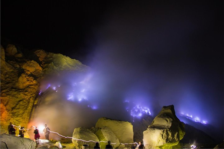 Ijen Blue Flame from Banyuwangi me5zE9Ps-backdrop