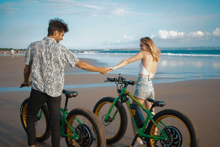 Seminyak Beach eBike Tour 127vObzV-backdrop