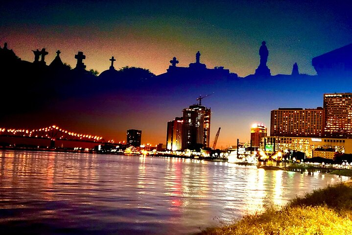 New Orleans Haunted History Ghost Tour XpuL0kQR