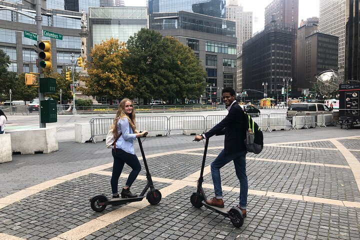 NYC Central Park Electric Scooter Tour y40O4gm8