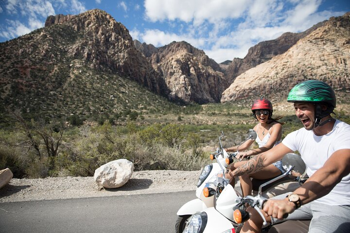 Discover Red Rock Canyon by Scooter at the Latest Promo Price