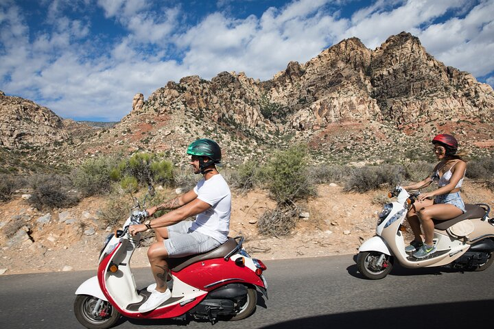 Discover Red Rock Canyon by Scooter at the Latest Promo Price