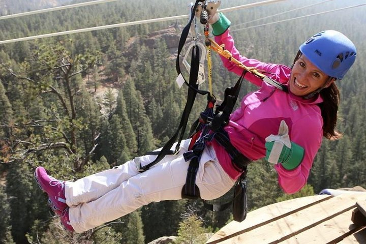 Woods Course Zipline Tour in Seven Falls Harga Promo Terbaru 2023 Woods Course Zipline Tour in Seven Falls Harga Promo Terbaru 2023