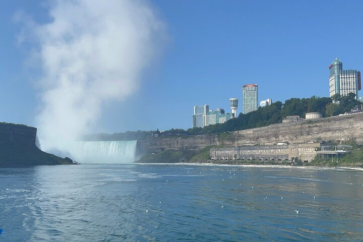 best time to ride maid of the mist