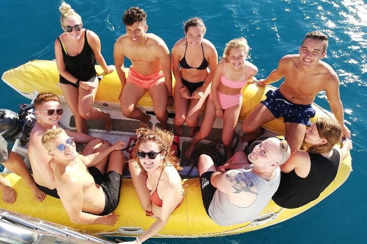 One day Whitsunday Islands cruise incl Whitehaven Beach, Snorkeling & Hill Inlet SMyCZJSy