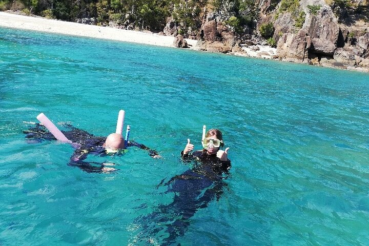 One day Whitsunday Islands cruise incl Whitehaven Beach, Snorkeling & Hill Inlet OoHJP985