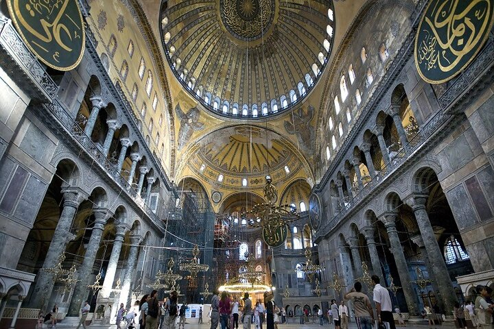 Tiket Iconic Istanbul - Full Day Tour Harga Promo - Tiket.com