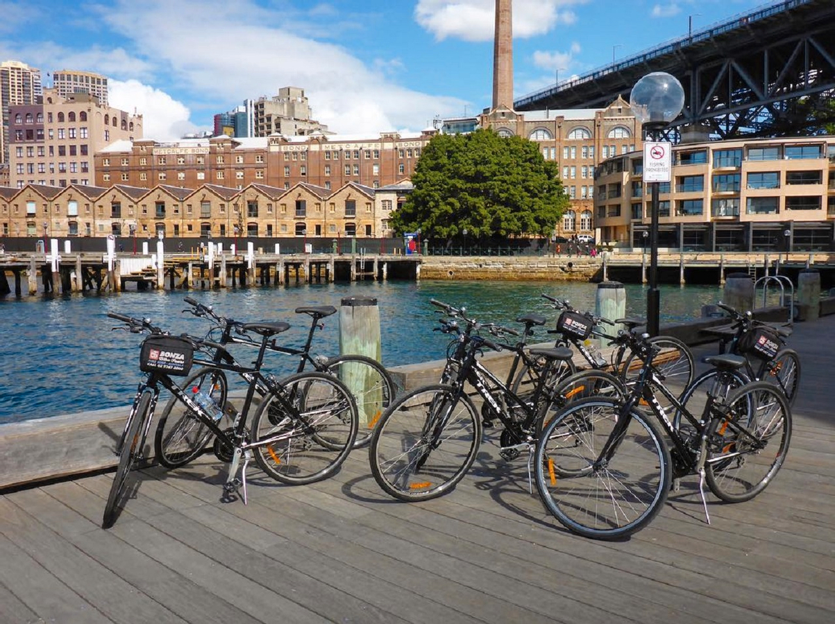 Sydney Harbour Cycling Tour aimWAnEL