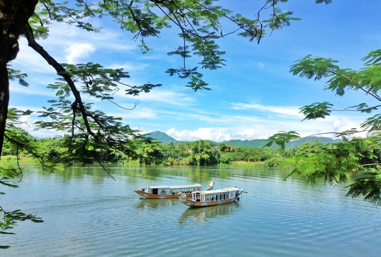 Hue City Tour with Dragon Boat Ride DVf7DkNQ-backdrop